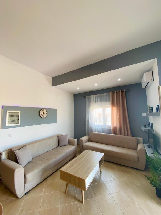 Comfort Apartments 利迈纳里亚 外观 照片