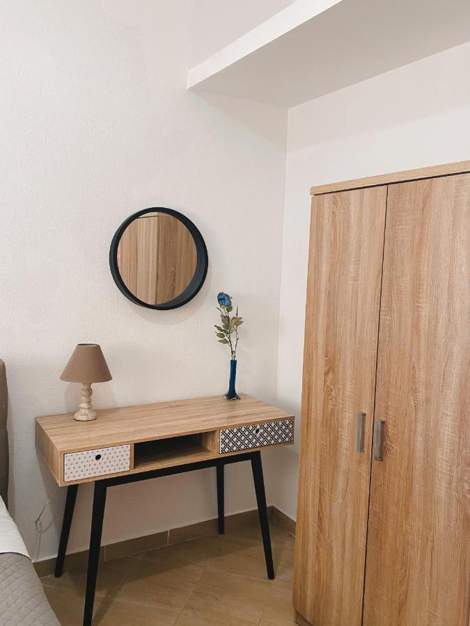 Comfort Apartments 利迈纳里亚 外观 照片